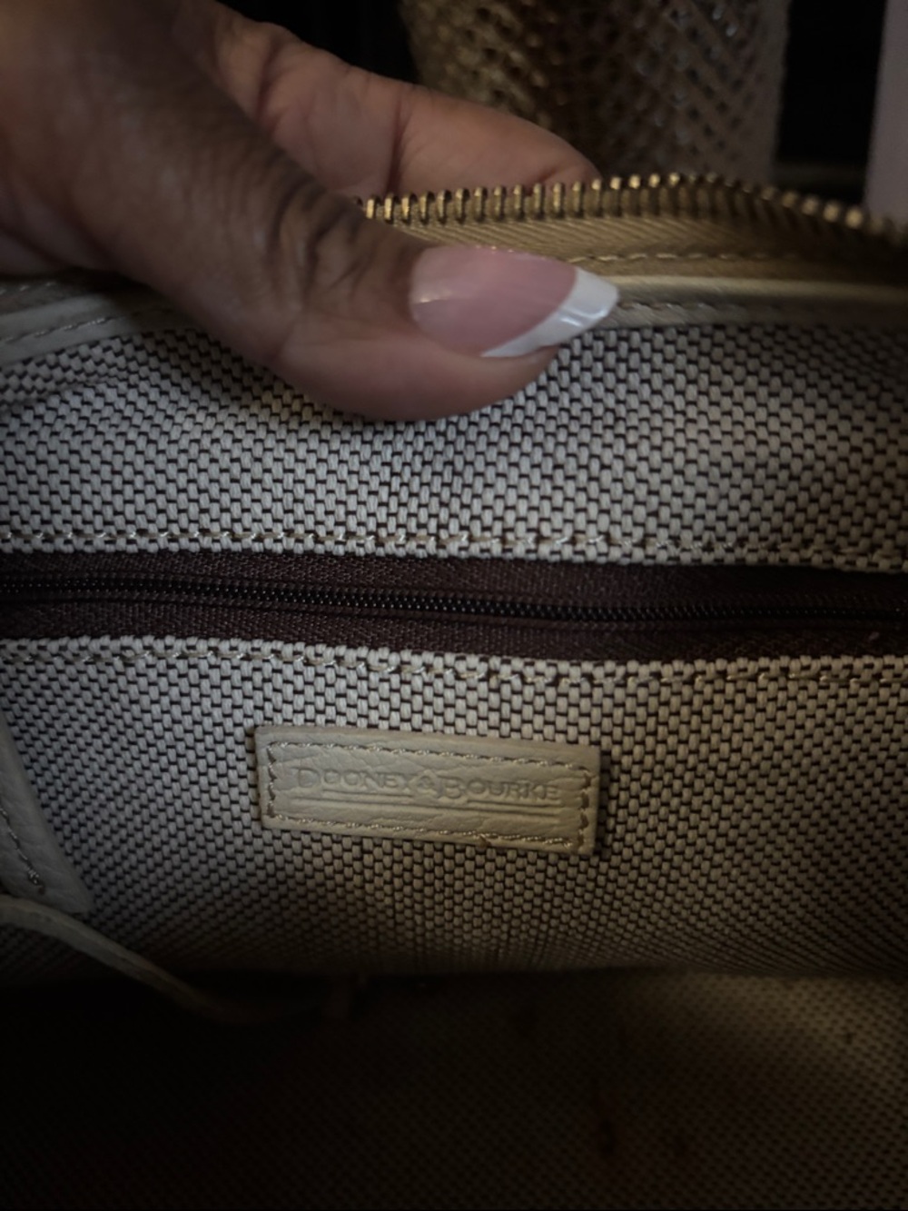 Dooney & Bourke - Picture 10 of 10